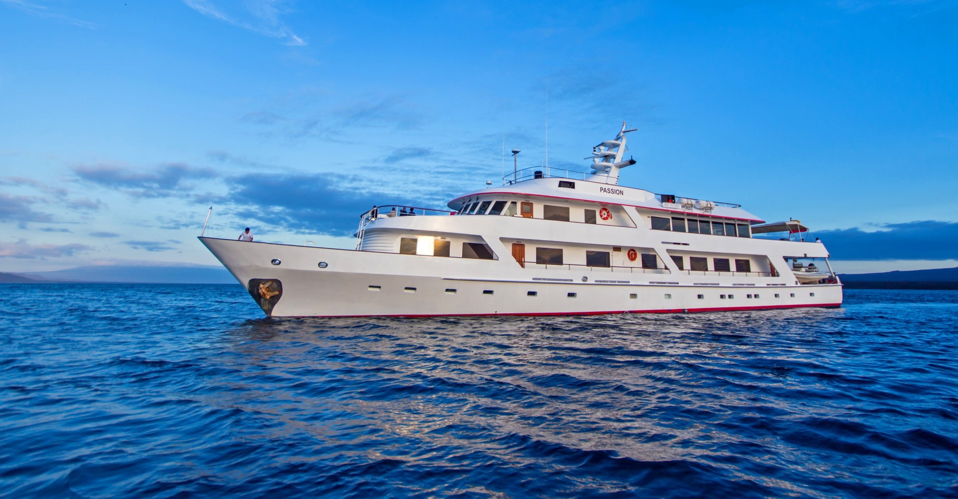 Yacht Passion Cruising in Galapagos